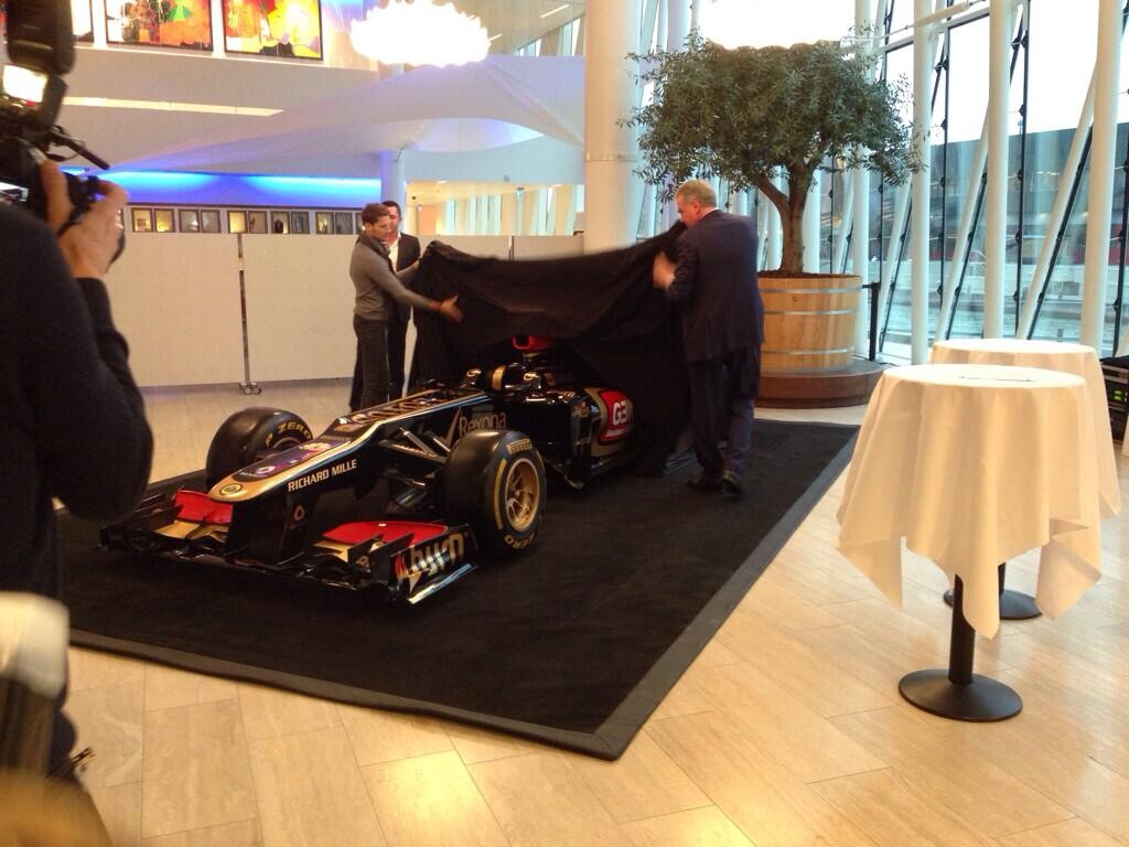 Lars Seier præsenterer Lotus hos Saxo Bank
(Foto: Saxo Bank)